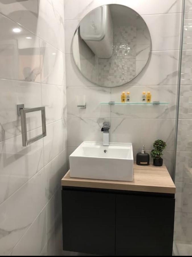 Habitat Holiday Apartment 鲁塞 外观 照片