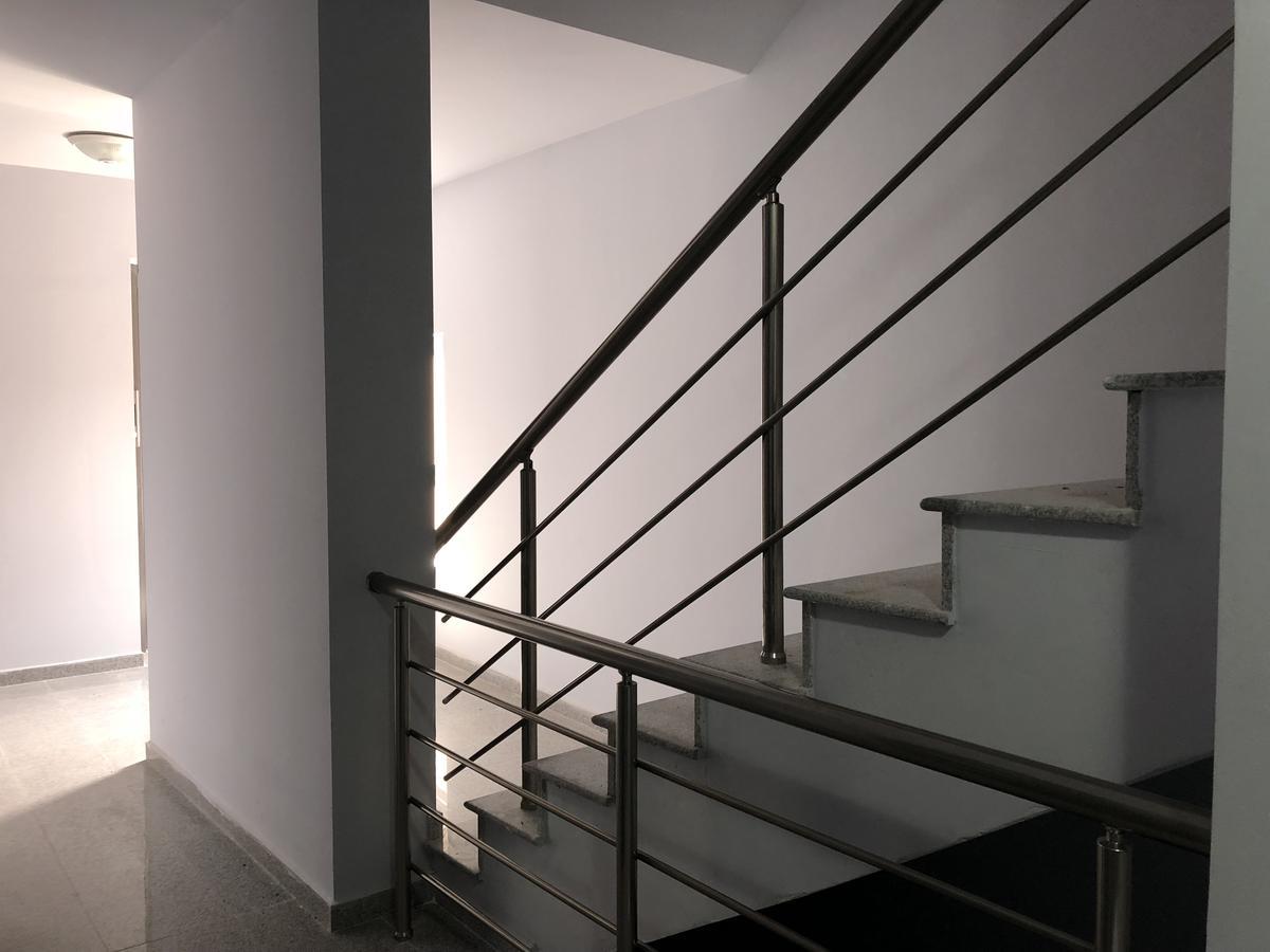 Habitat Holiday Apartment 鲁塞 外观 照片